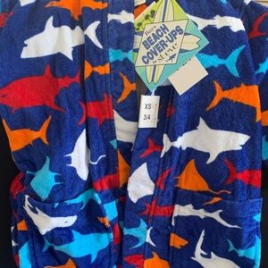 boys beach cover up shark. size 3/4